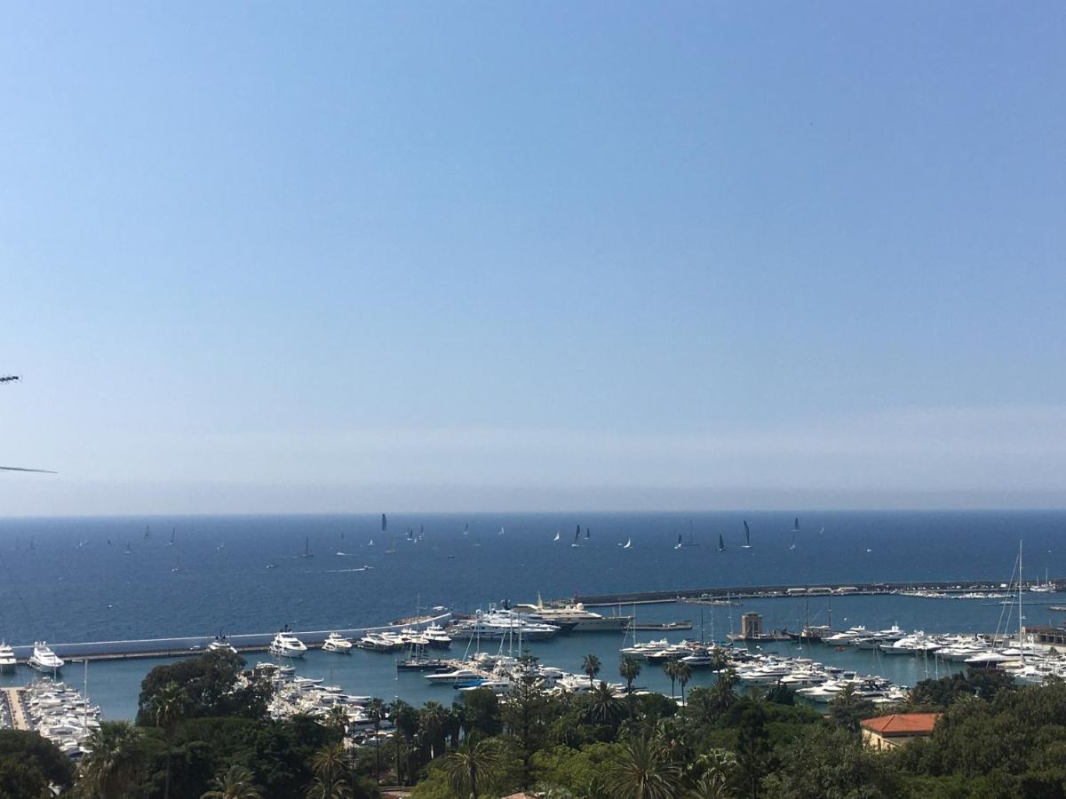 Special Home Vista Mare E Parcheggio Privato Sanremo Exterior photo